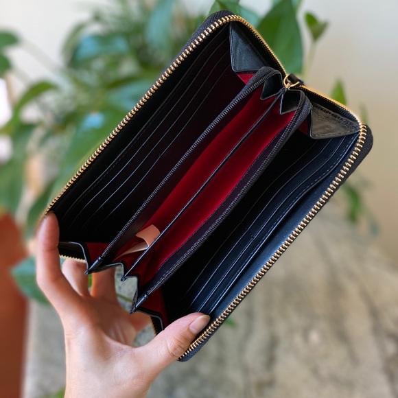 Kate Spade Wallet PWRU2986 - Picture 4 of 10